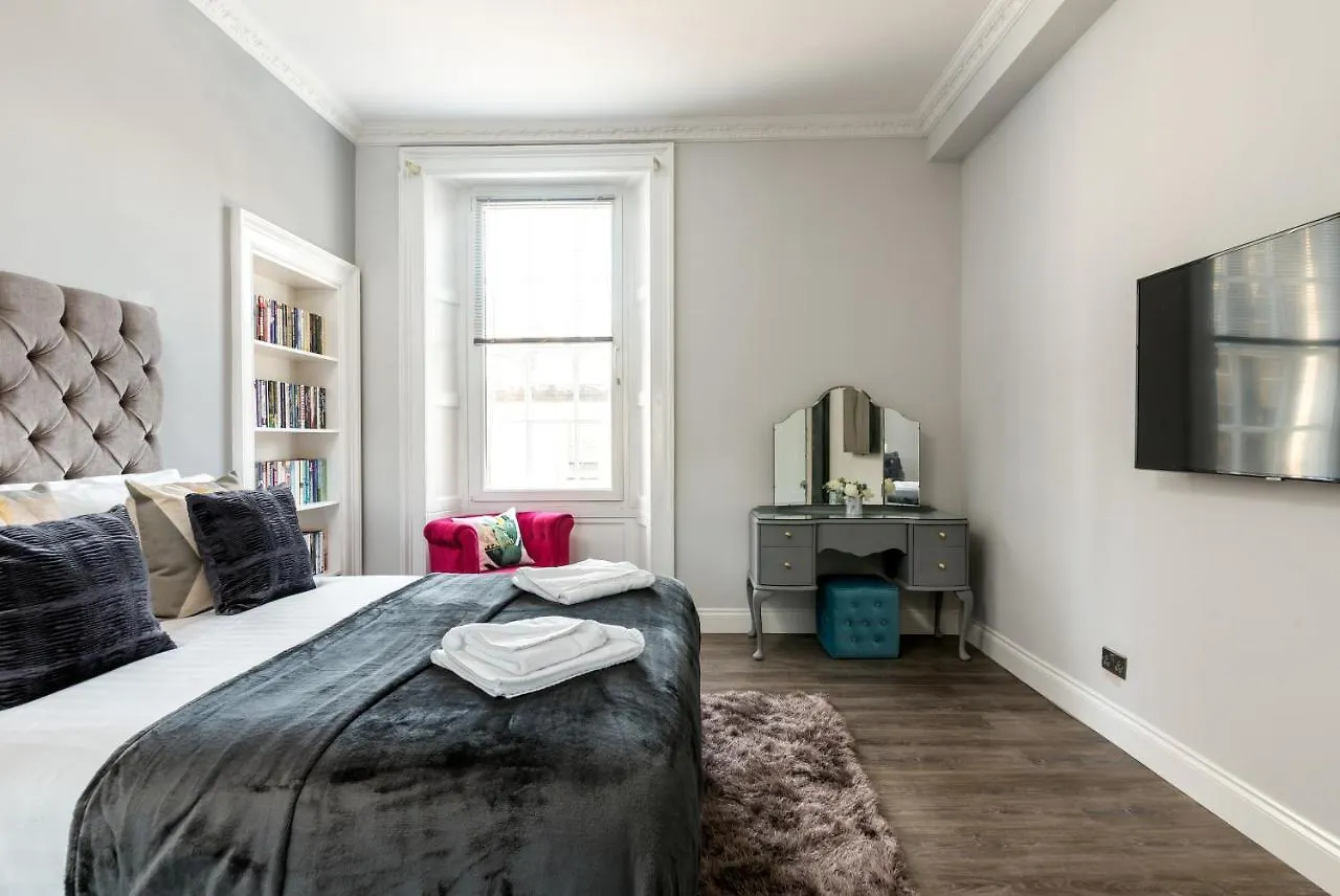 Spacious newly refurbished central apt Edimburgo 0*,  Reino Unido